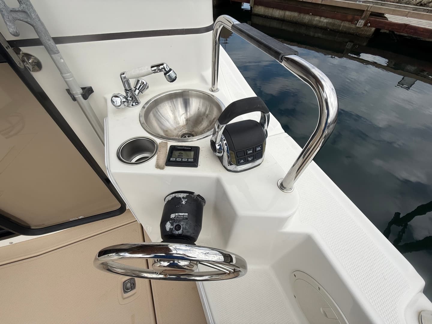 2015 Cutwater C-28 28