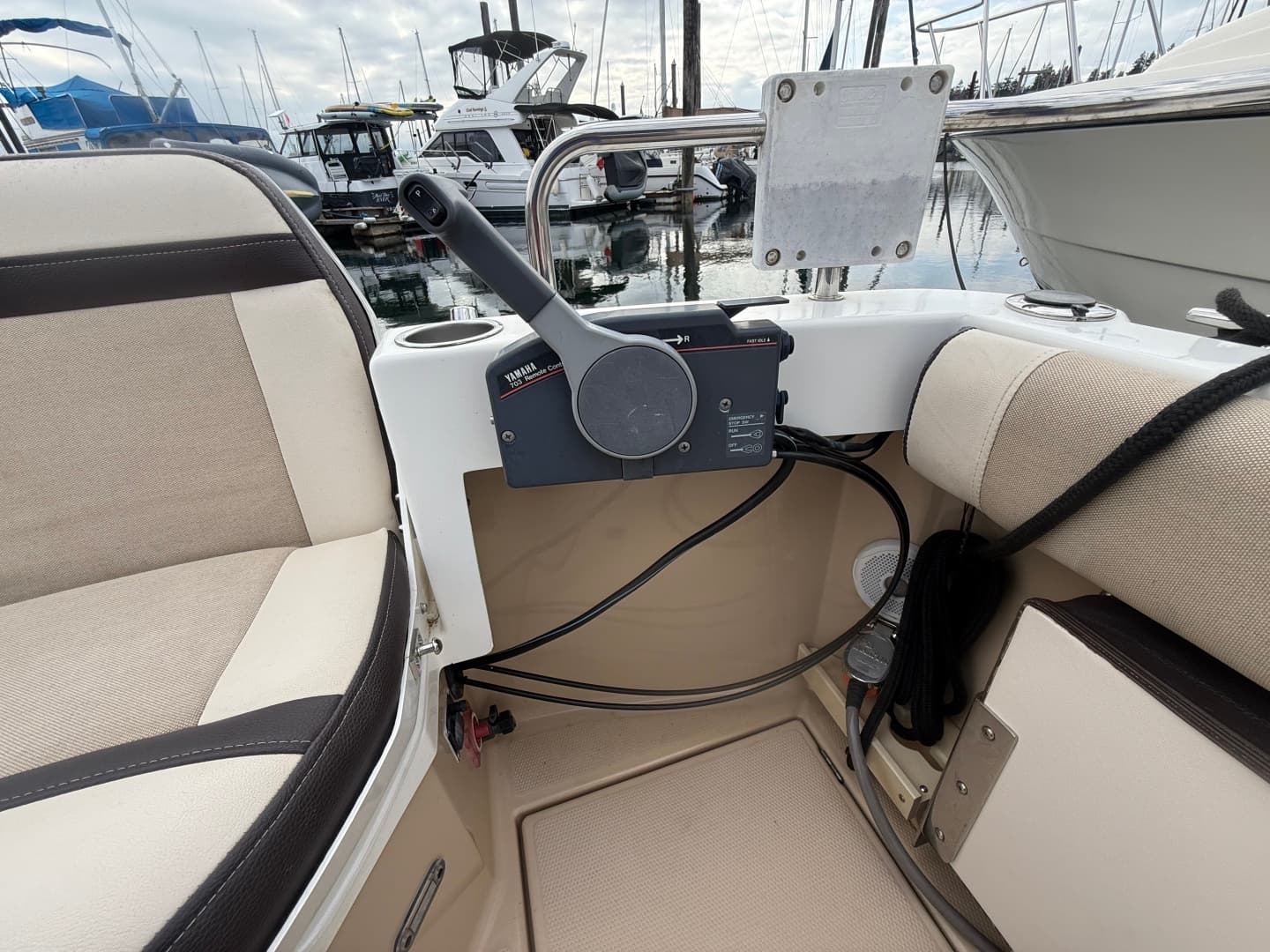 2015 Cutwater C-28 28