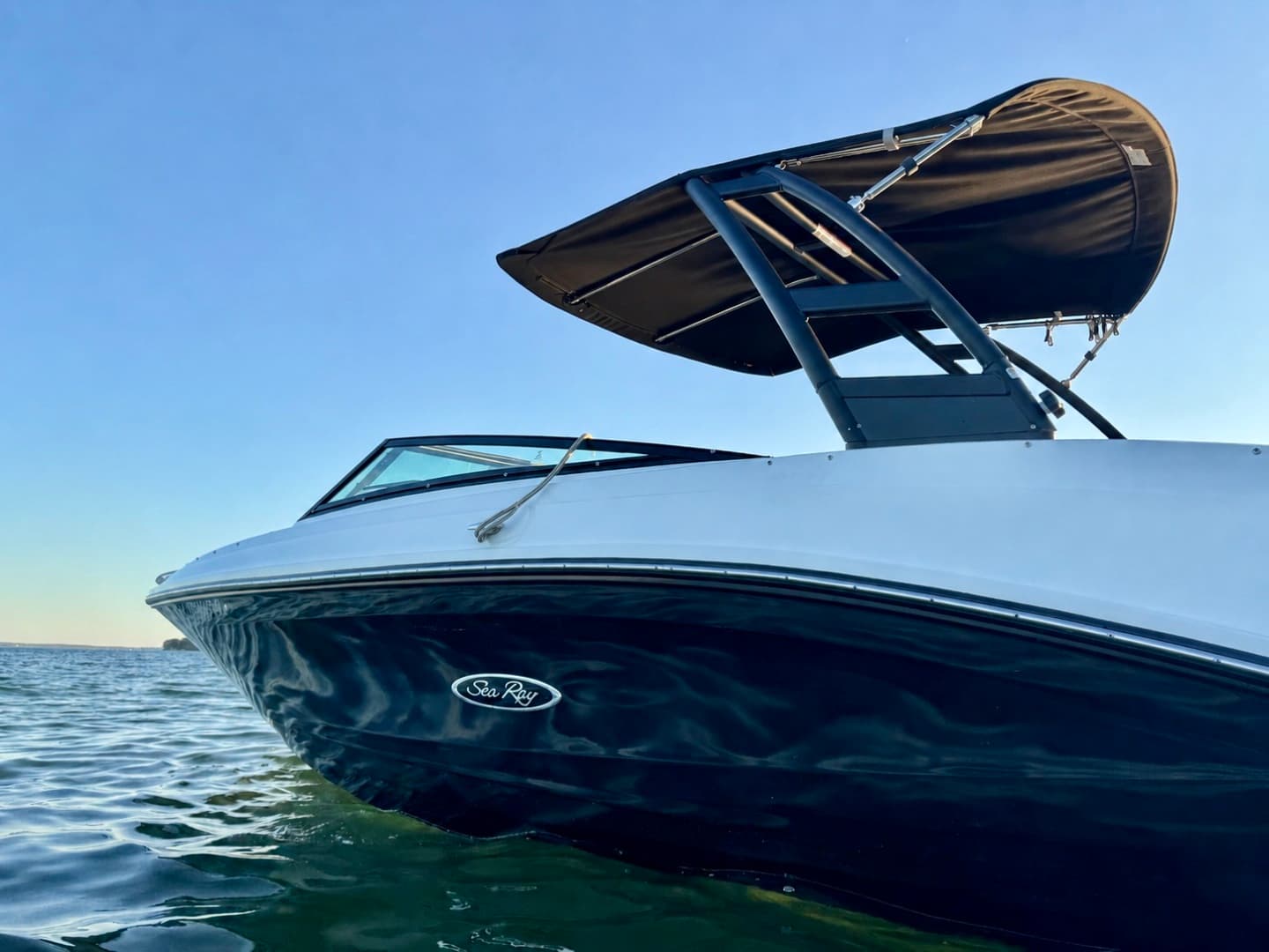 2025 Sea Ray SPX 230 OB