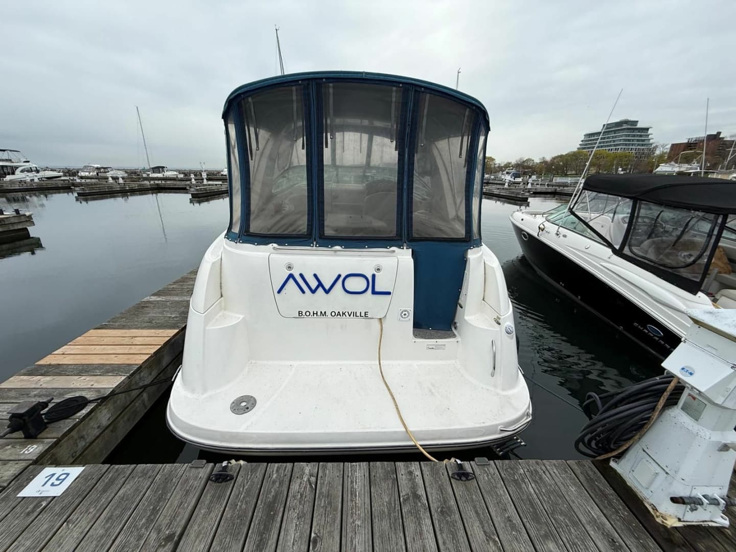 2008 Bayliner 320 Express Cruiser 32