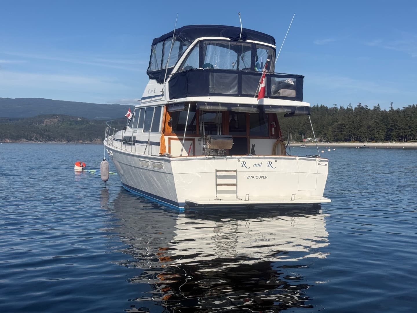 1985 Bayliner 3870 Motoryacht 38