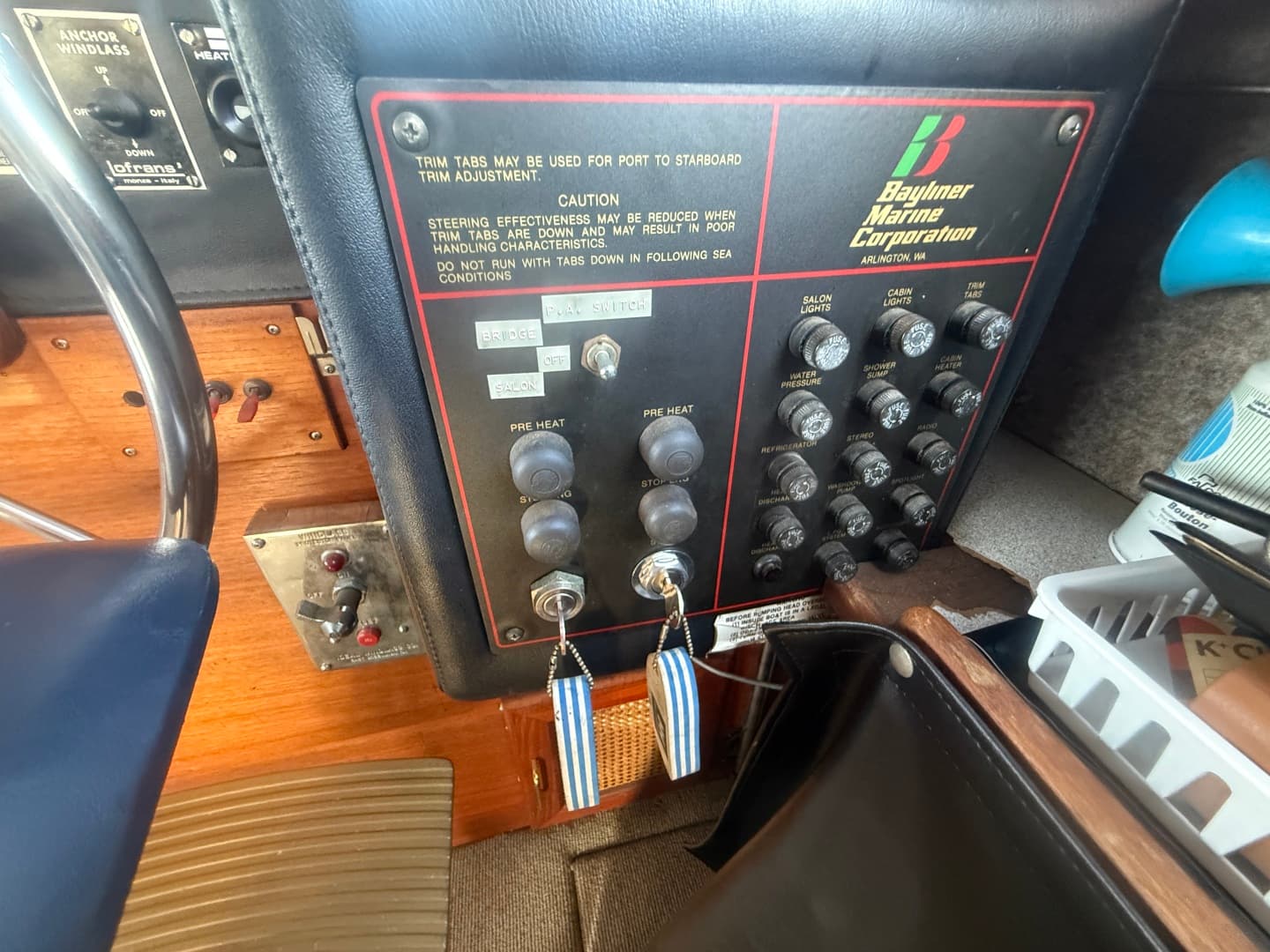 1985 Bayliner 3870 Motoryacht 38