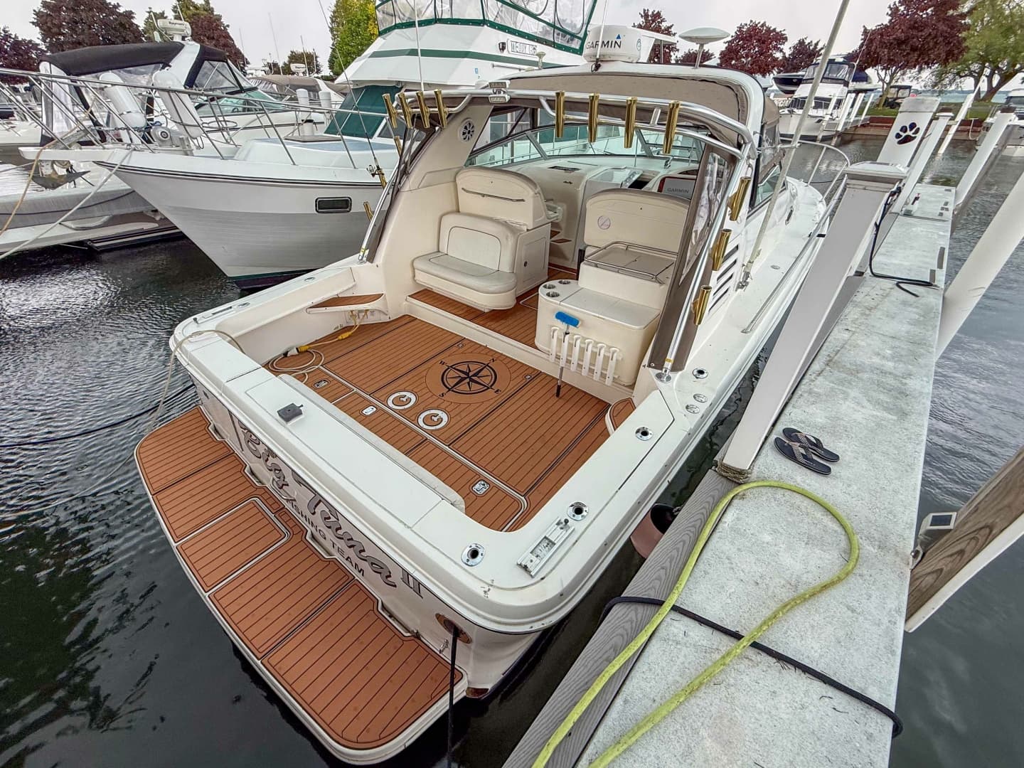 1997 Sea Ray 330 Express Cruiser