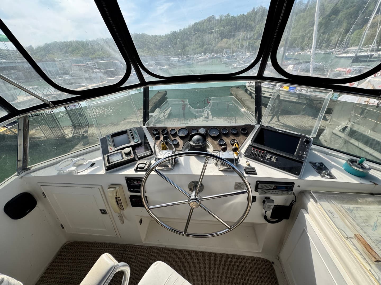 1989 Hi-Star 44 Trawler 44