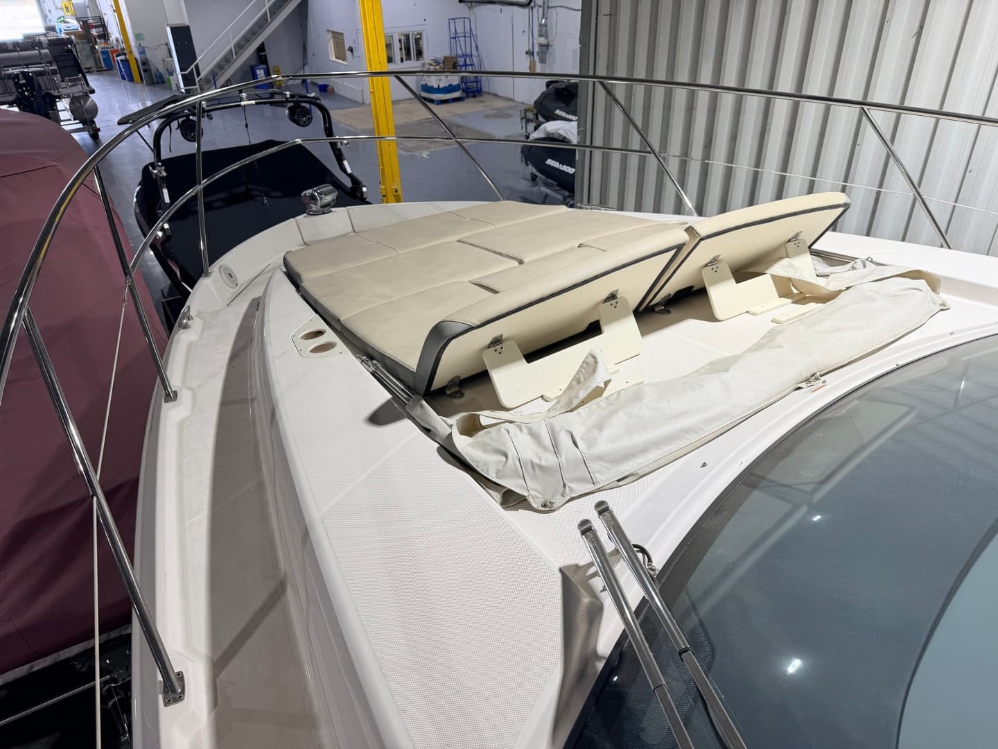 2019 Regal  42 Grande Coupe