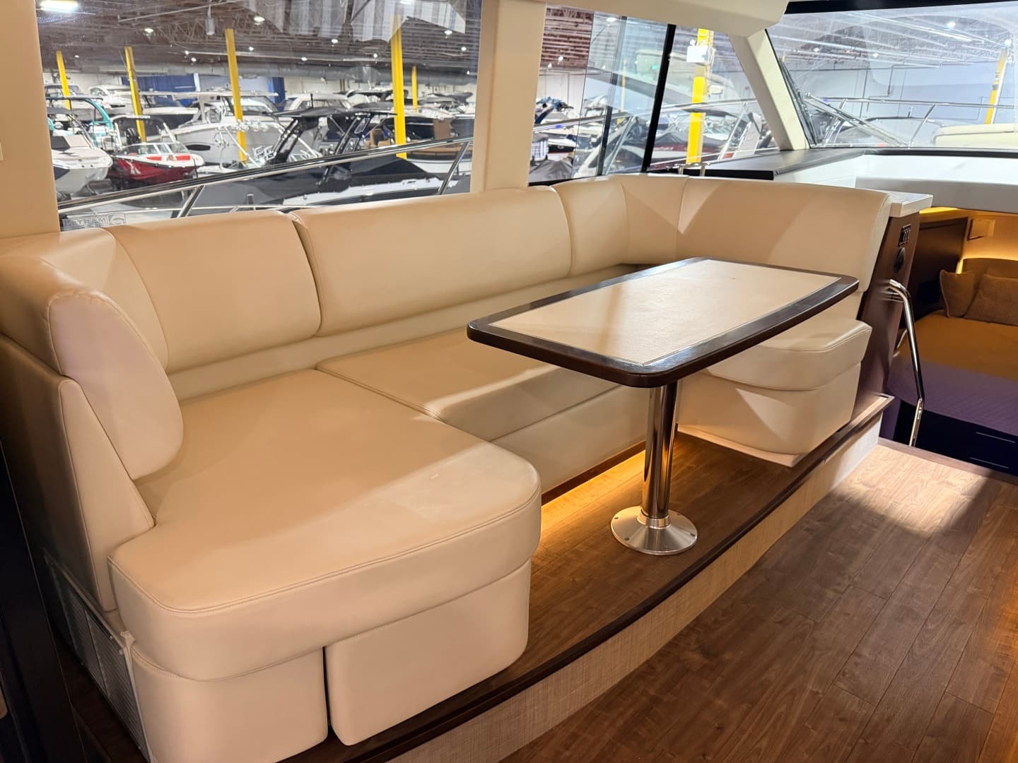 2019 Regal  42 Grande Coupe
