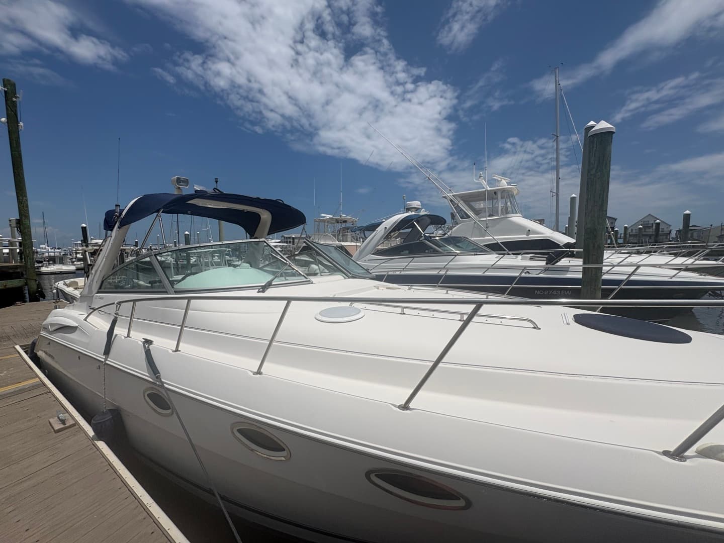 2000 Monterey 322 Cruiser