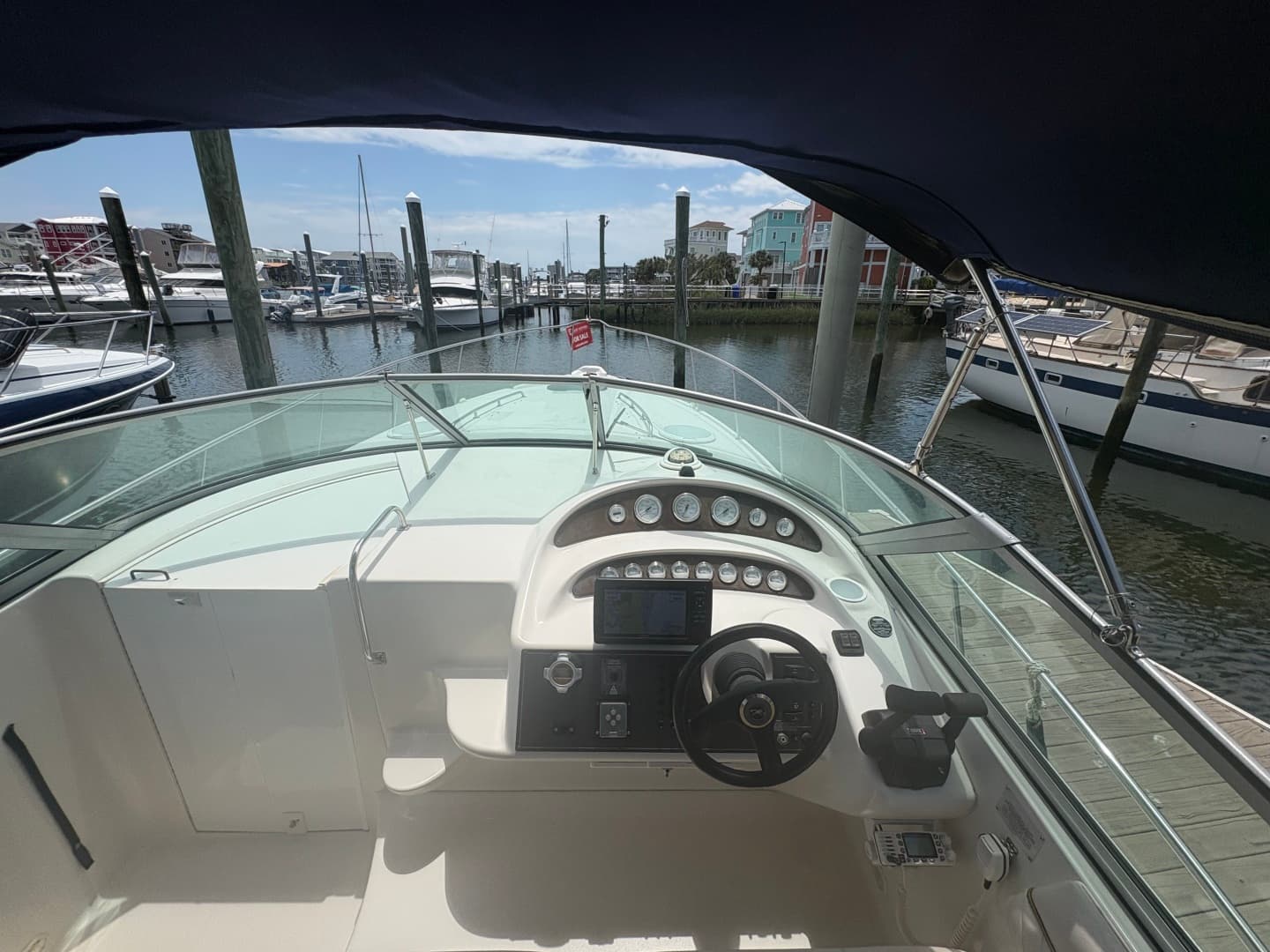 2000 Monterey 322 Cruiser