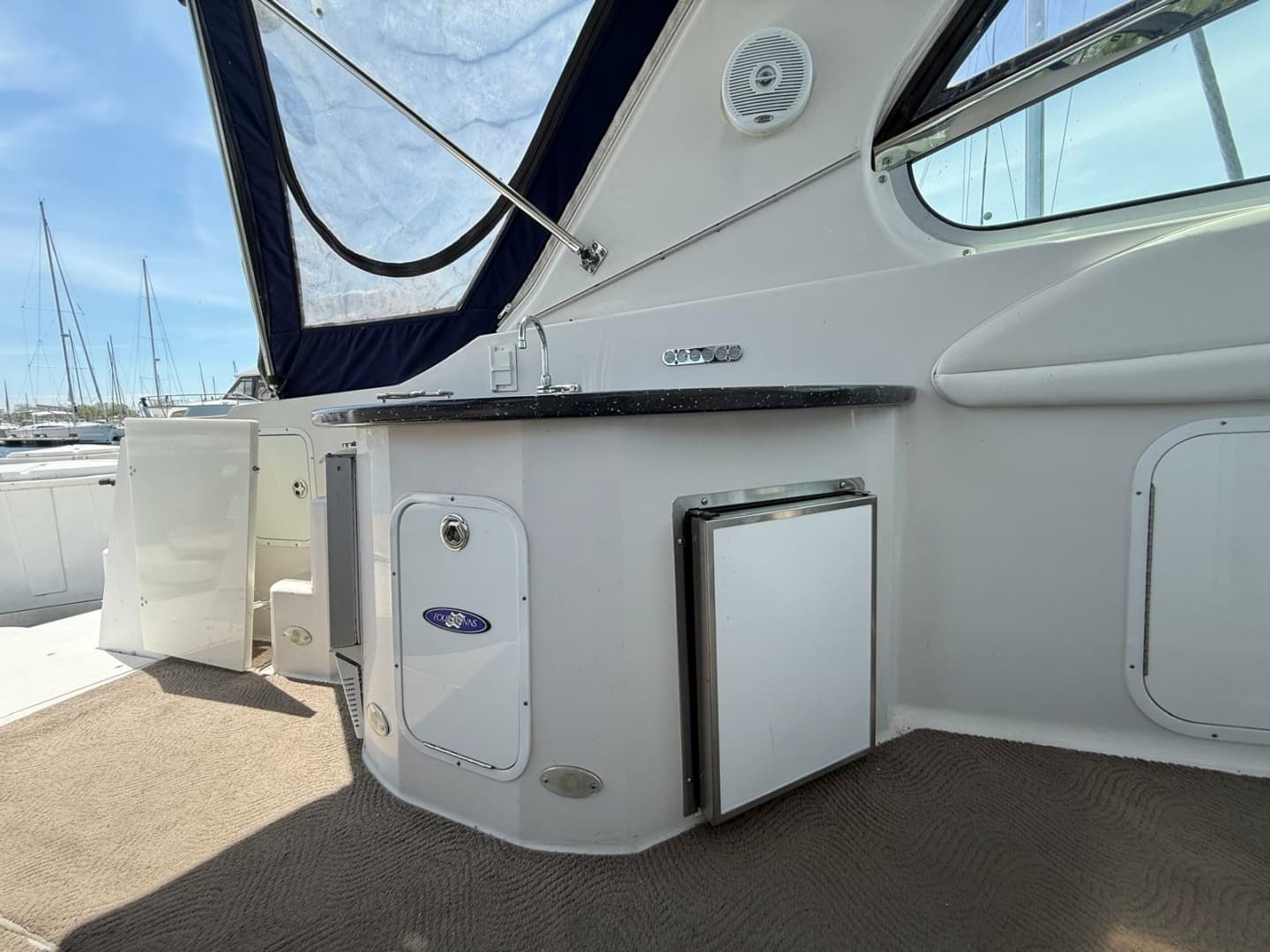 2007 Four Winns 378 37