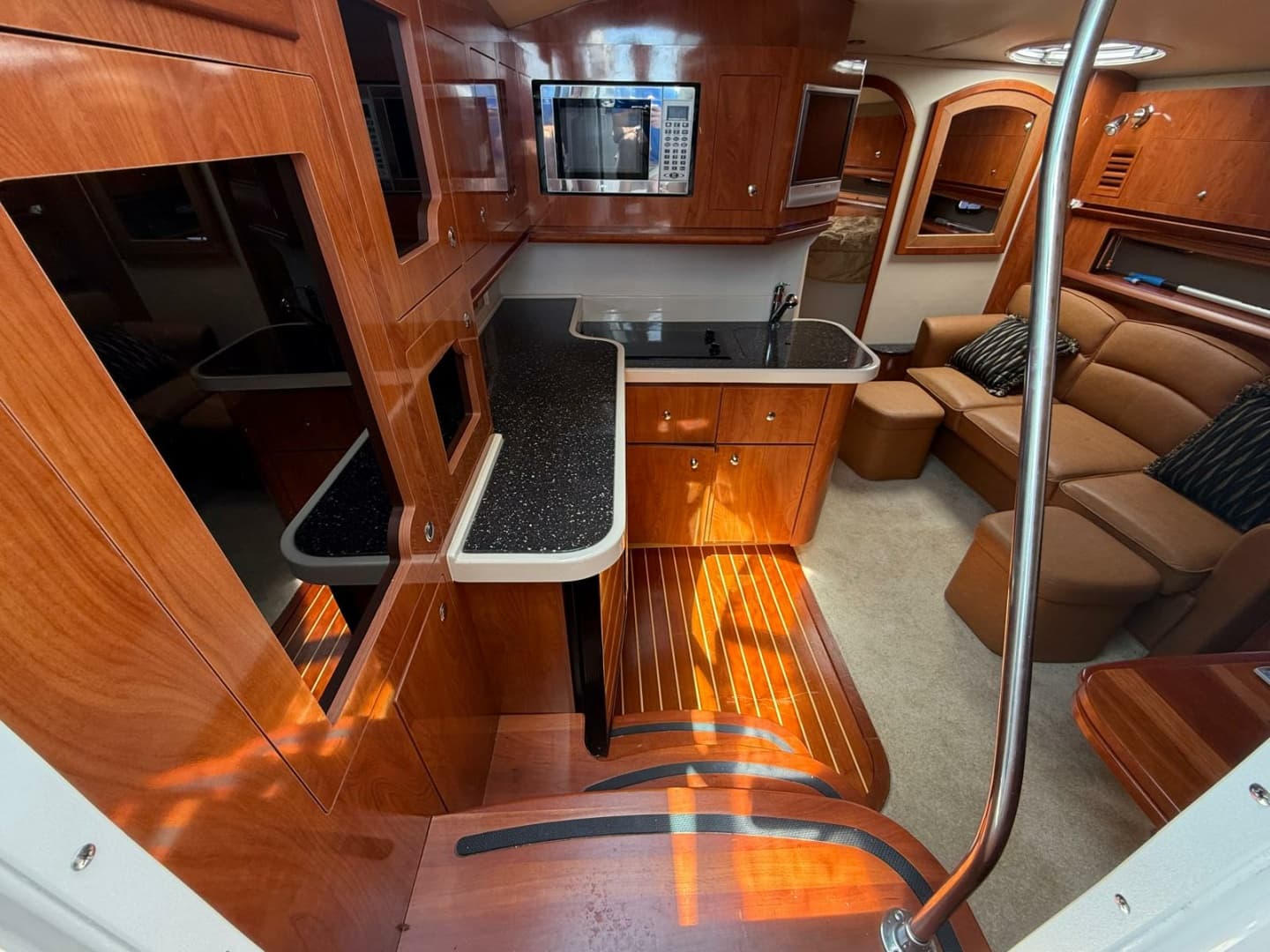 2007 Four Winns 378 37