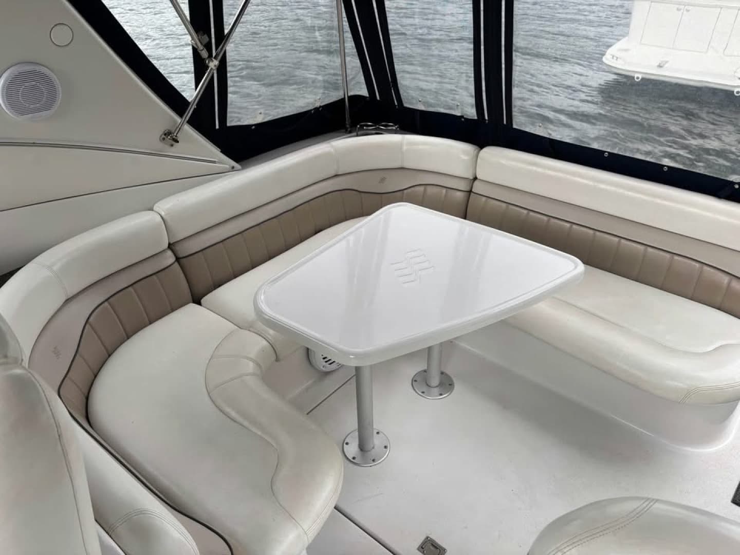 2006 Four Winns  348 Vista