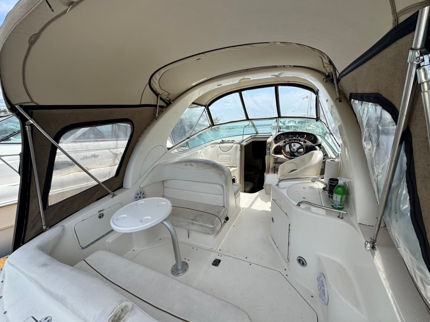 2001 Sea Ray 280 Sundancer 28