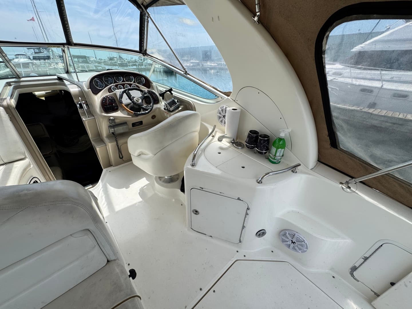 2001 Sea Ray 280 Sundancer 28