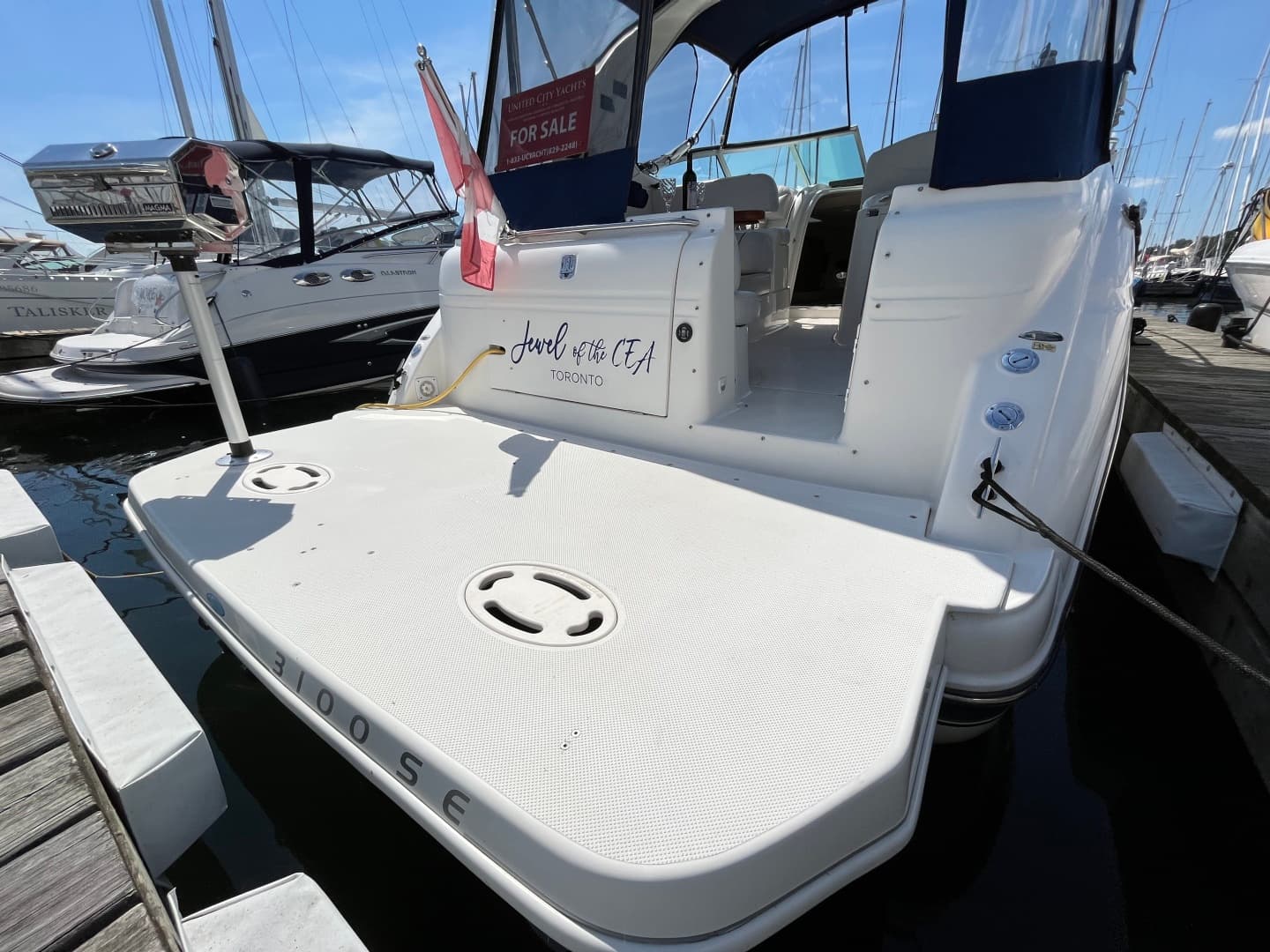 2005 Maxum 3100 SE