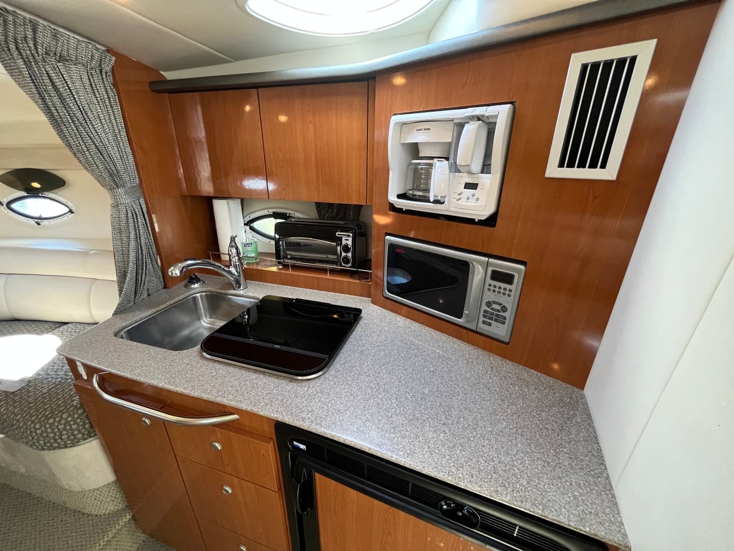 2005 Maxum 3100 SE