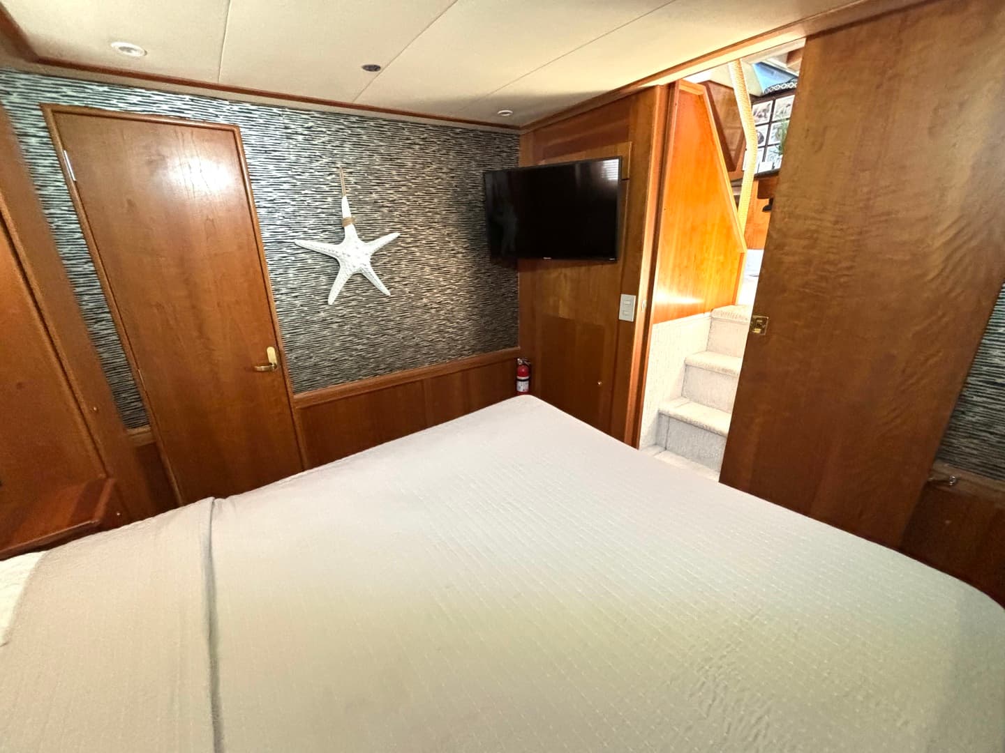 1999 Silverton 453 Motor Yacht