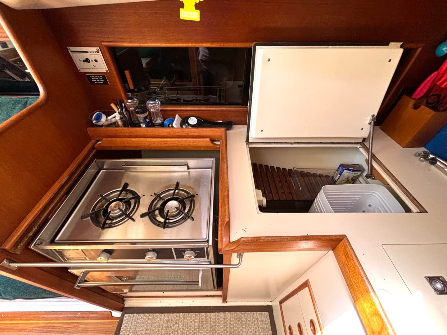 1985 Nonsuch 30 Ultra 30