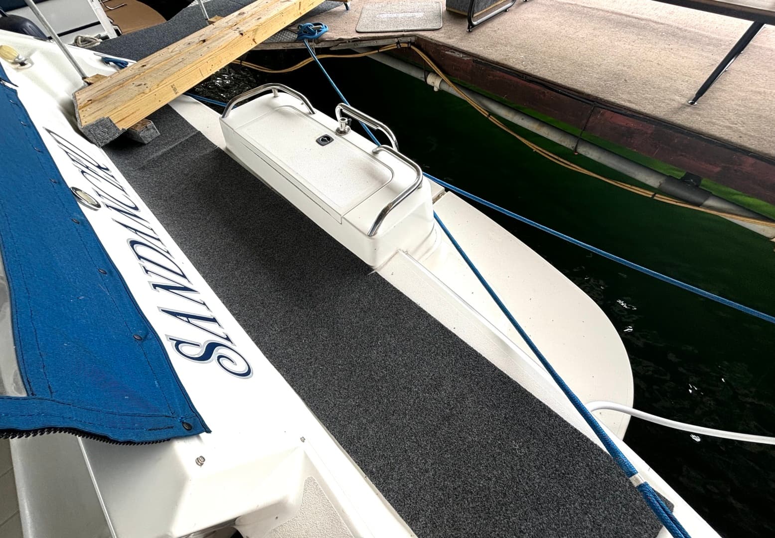 1991 Sea Ray 400 Express Cruiser 40