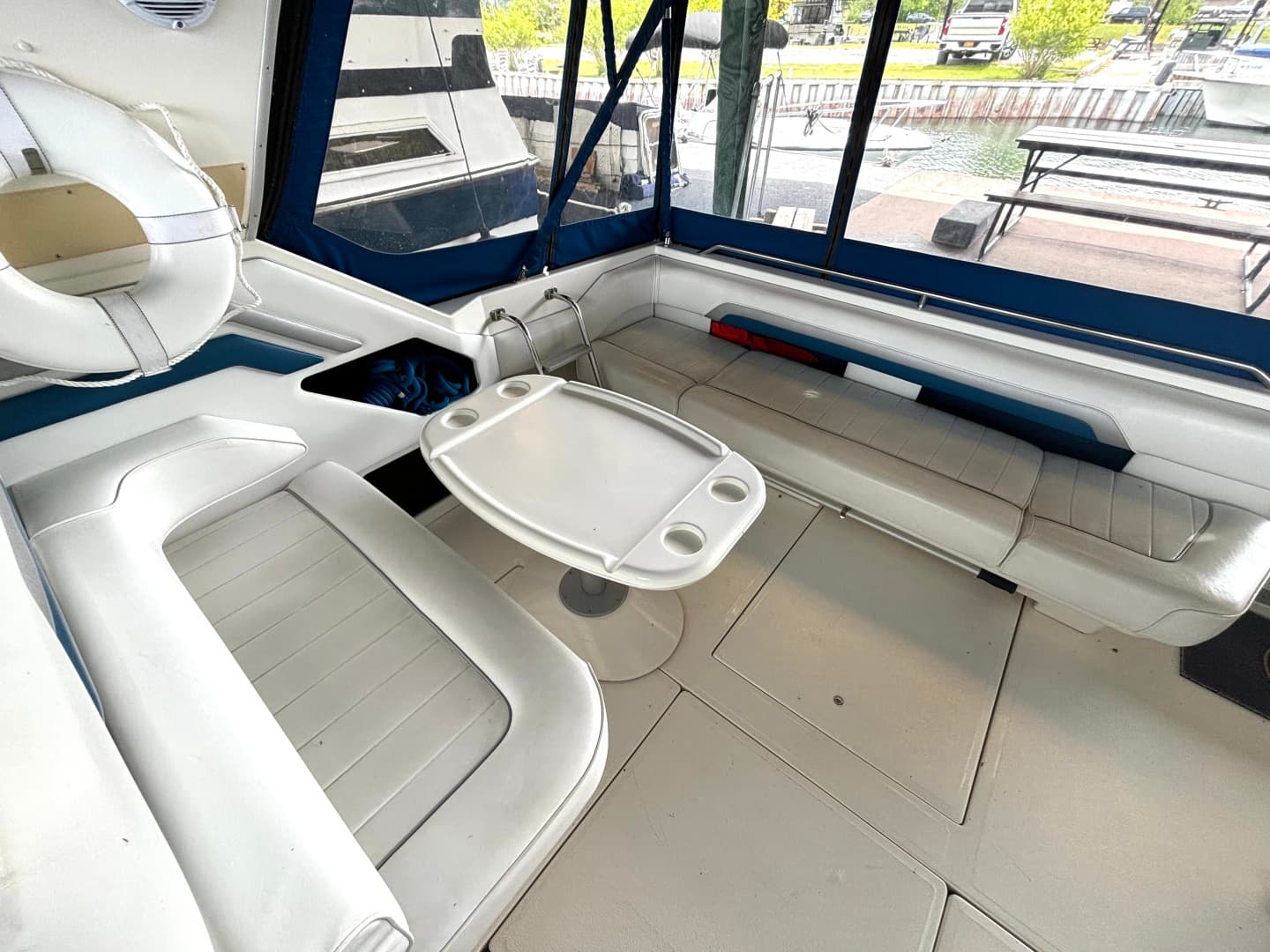 1991 Sea Ray 400 Express Cruiser 40