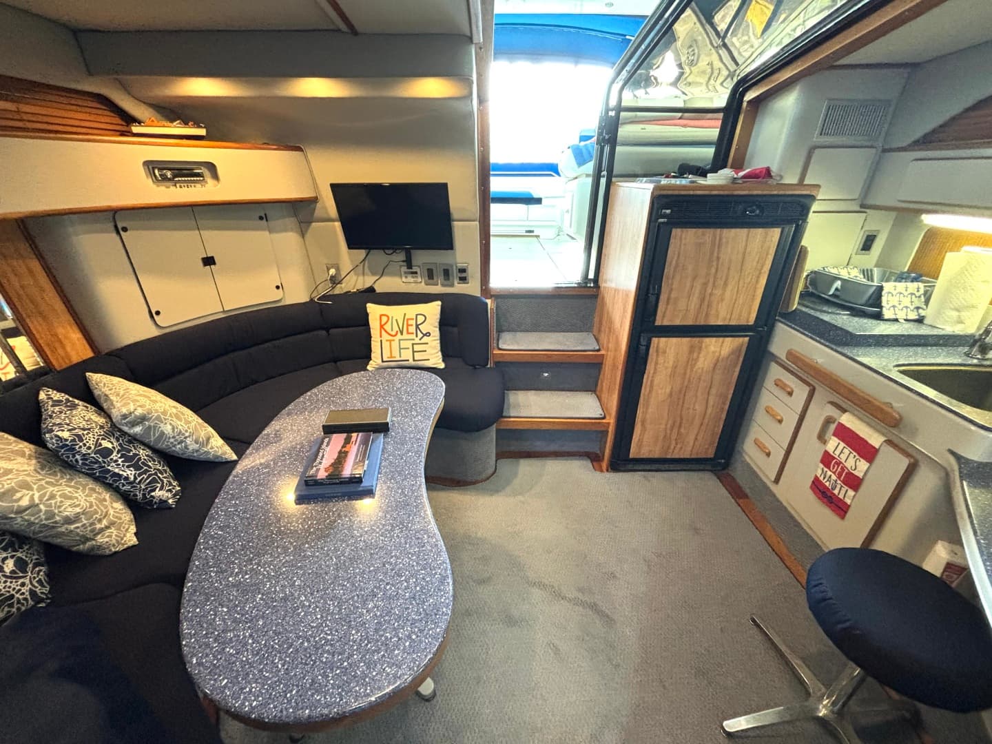 1991 Sea Ray 400 Express Cruiser 40