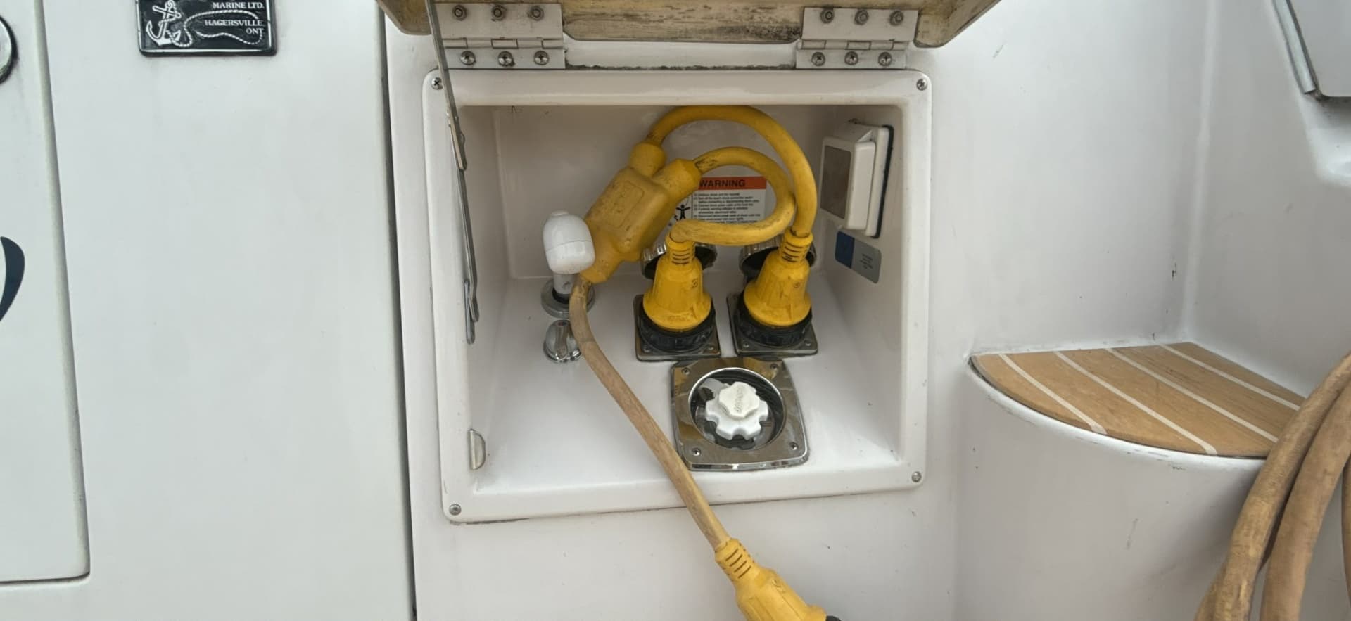 2005 Four Winns 378 Vista