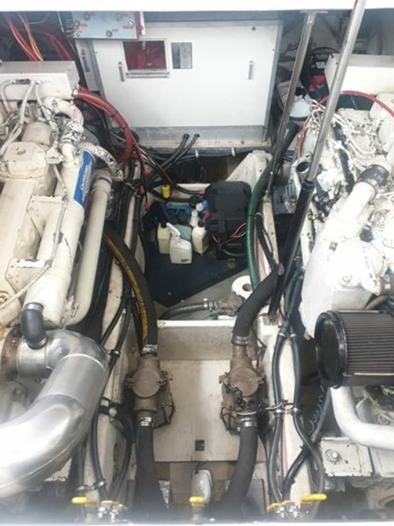 1998 Bayliner  4085 Avanti
