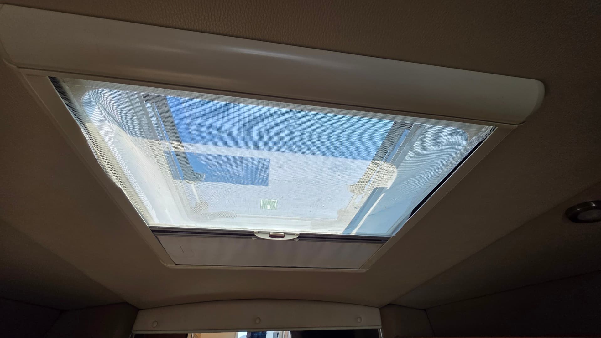 2011 Chaparral 270 Signature