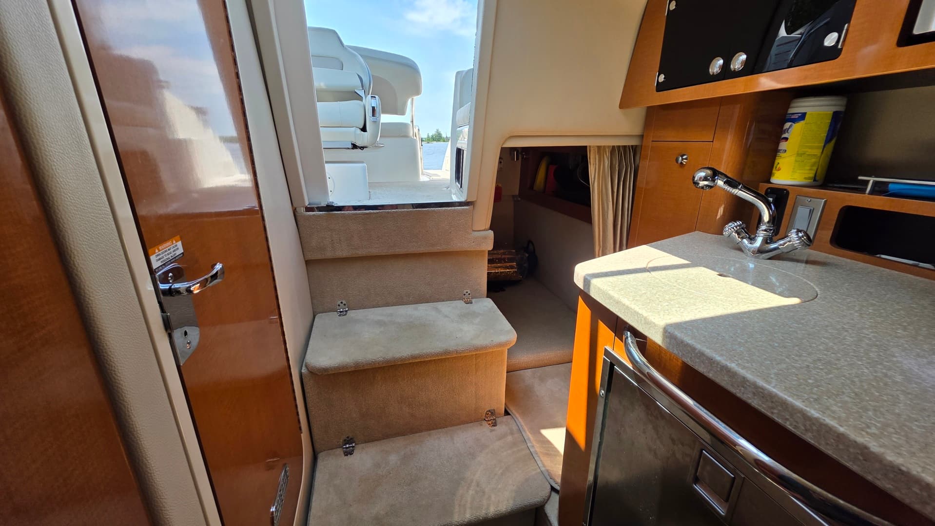2011 Chaparral 270 Signature