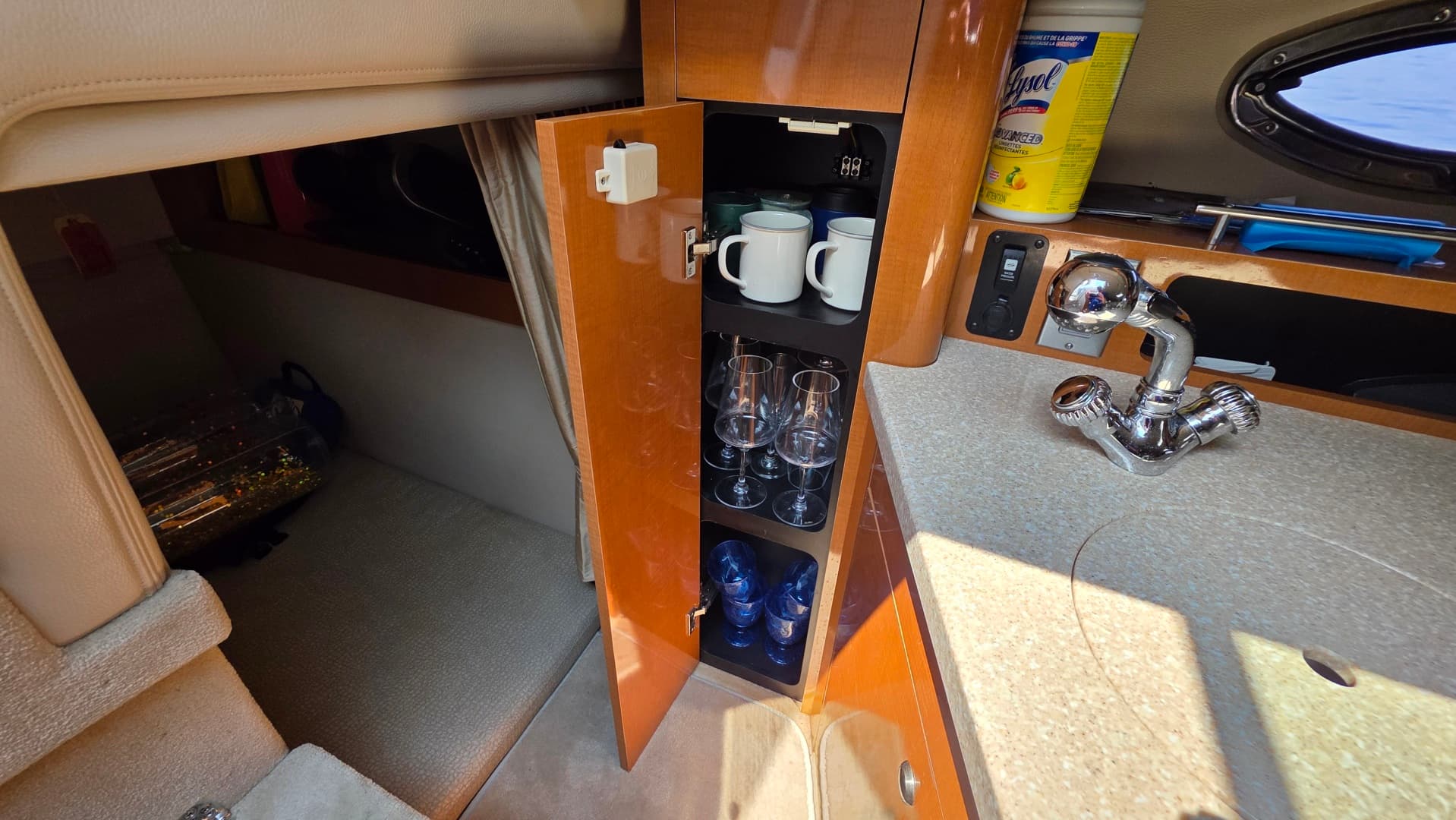 2011 Chaparral 270 Signature