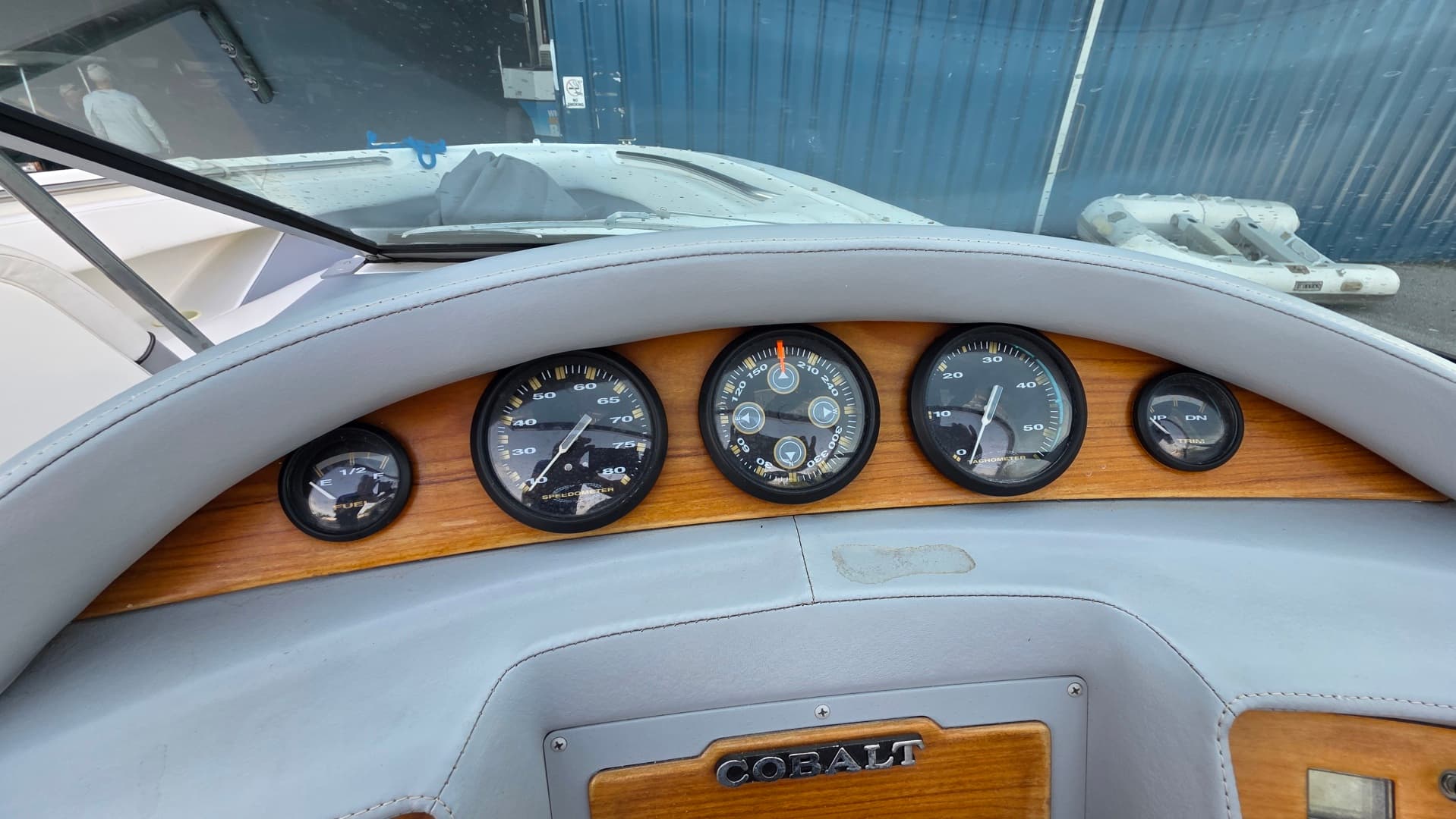 1999 Cobalt 252BR 25