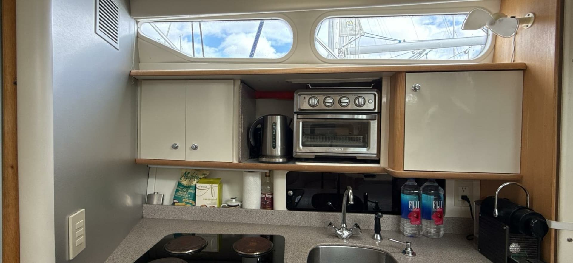 1998 Bayliner  4085 Avanti