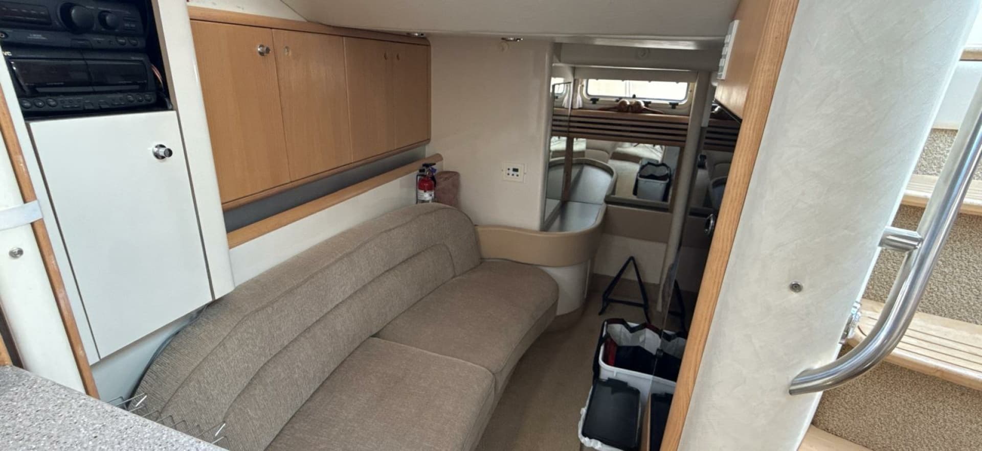 1998 Bayliner  4085 Avanti