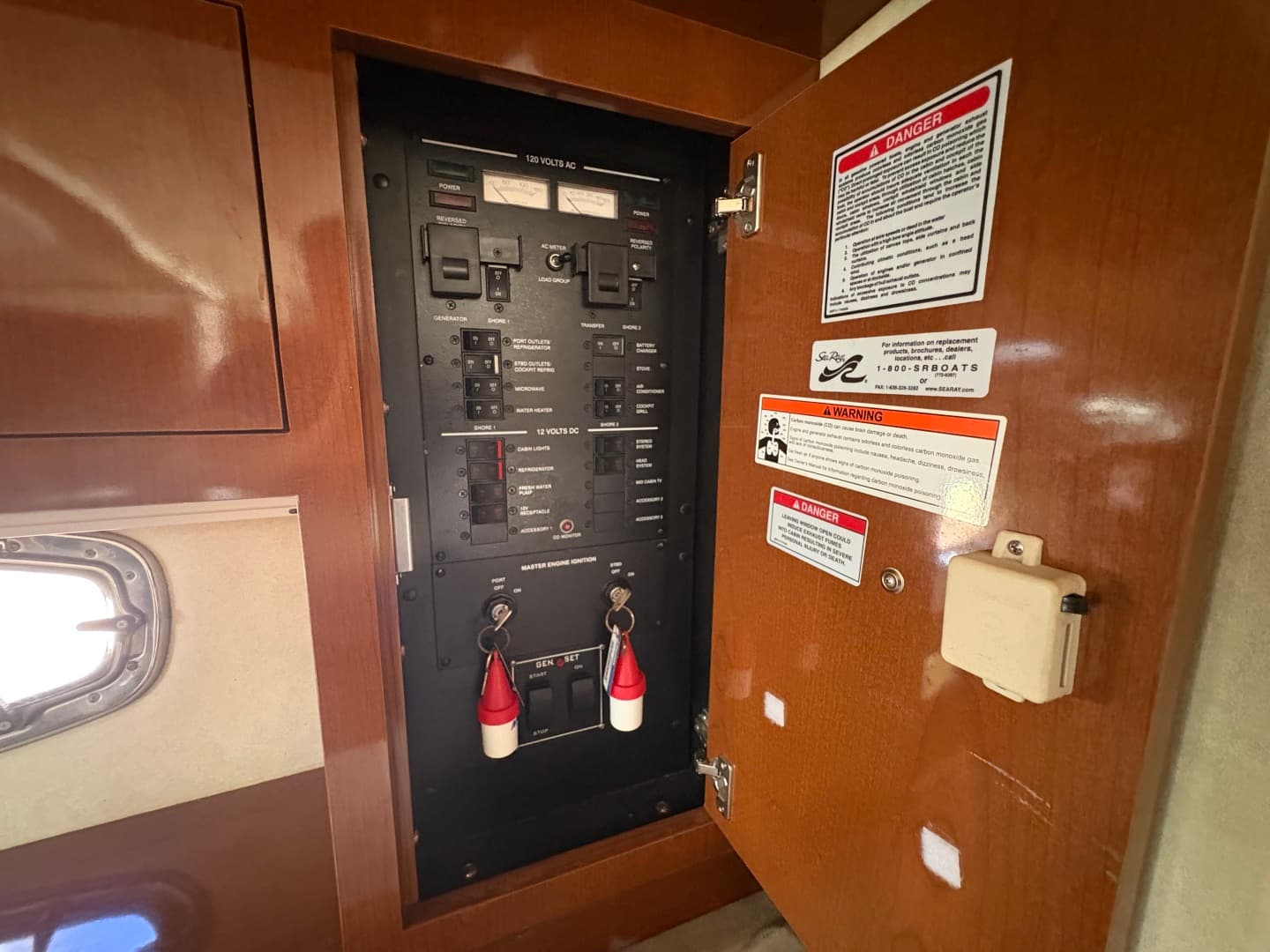 2010 Sea Ray 310 Sundancer