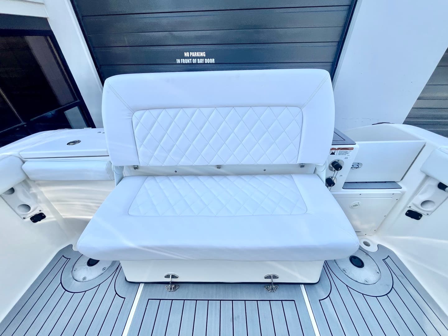 2008 Sea Swirl Striper 2101 WA