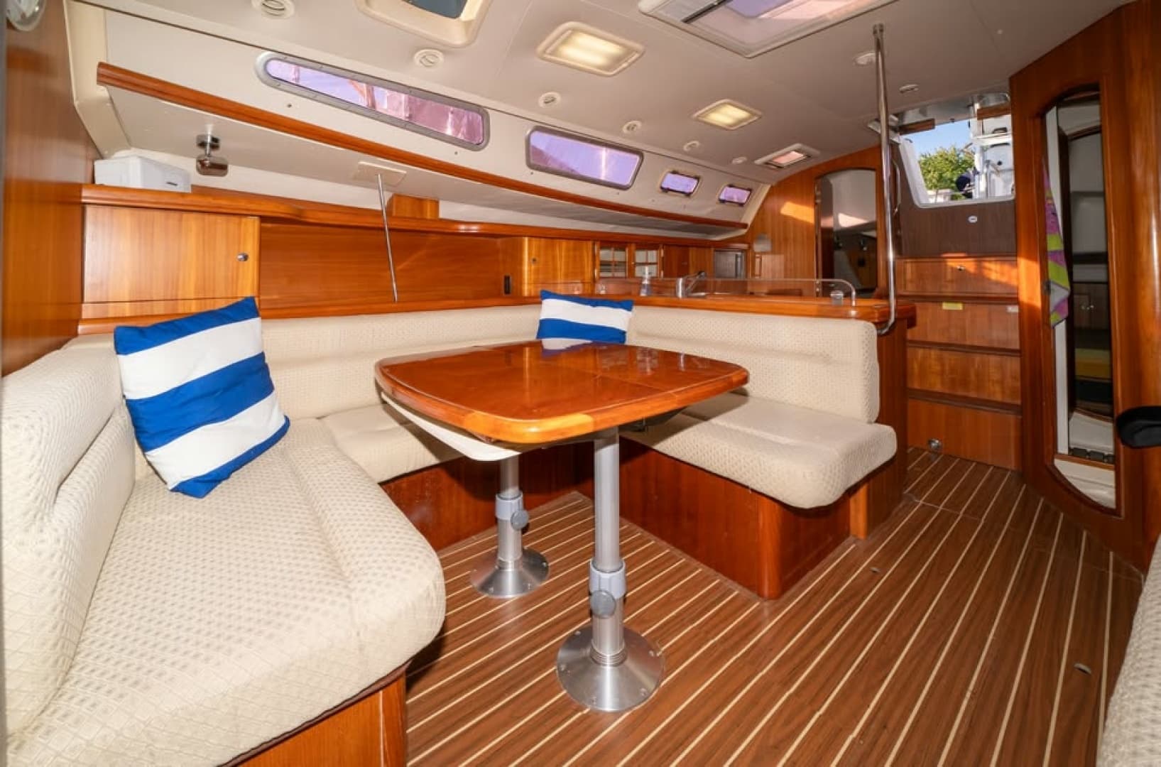 2006 Hunter 38