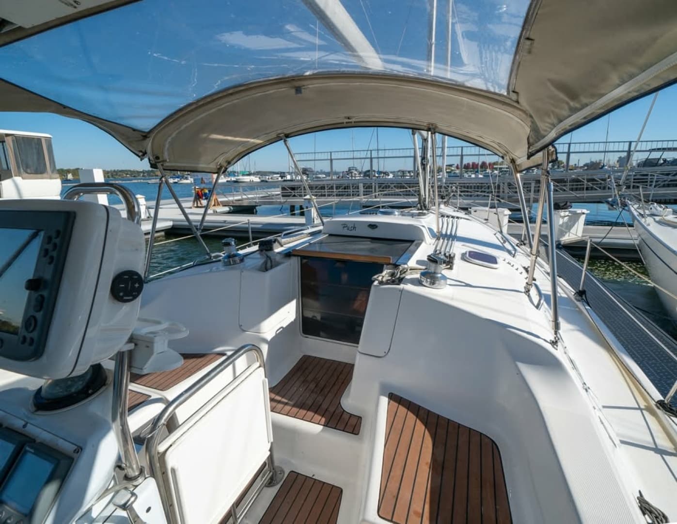 2006 Hunter 38