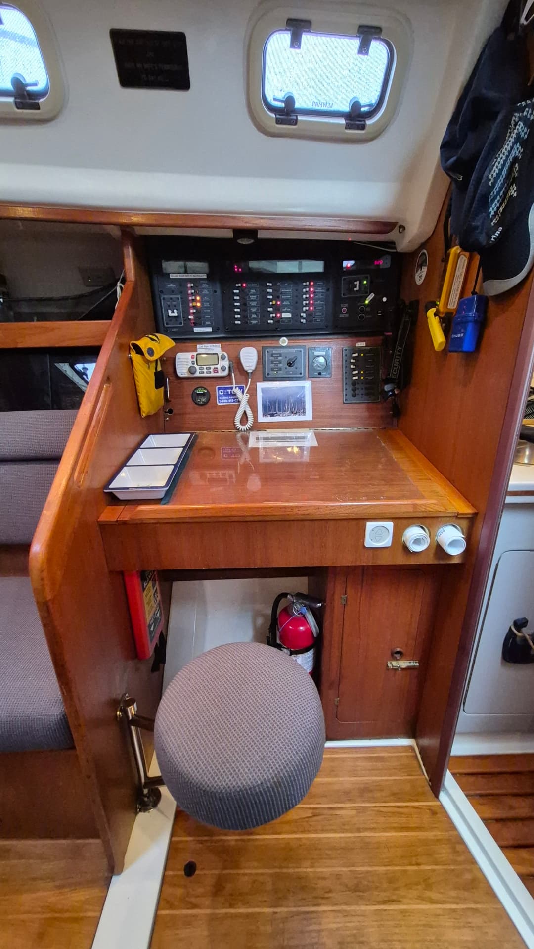 1988 Hunter Legend 37 37