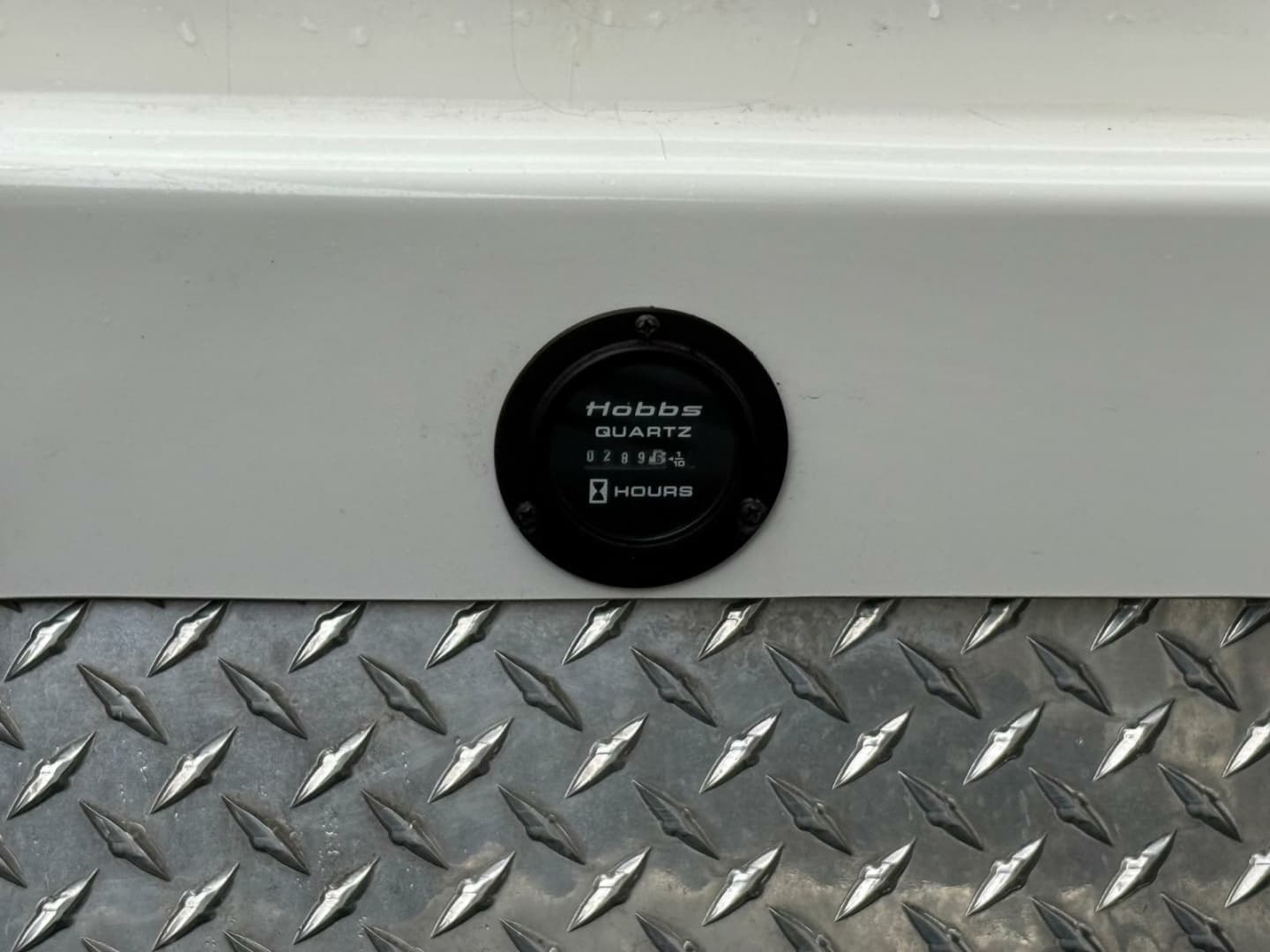 2005 Cobalt 343 34