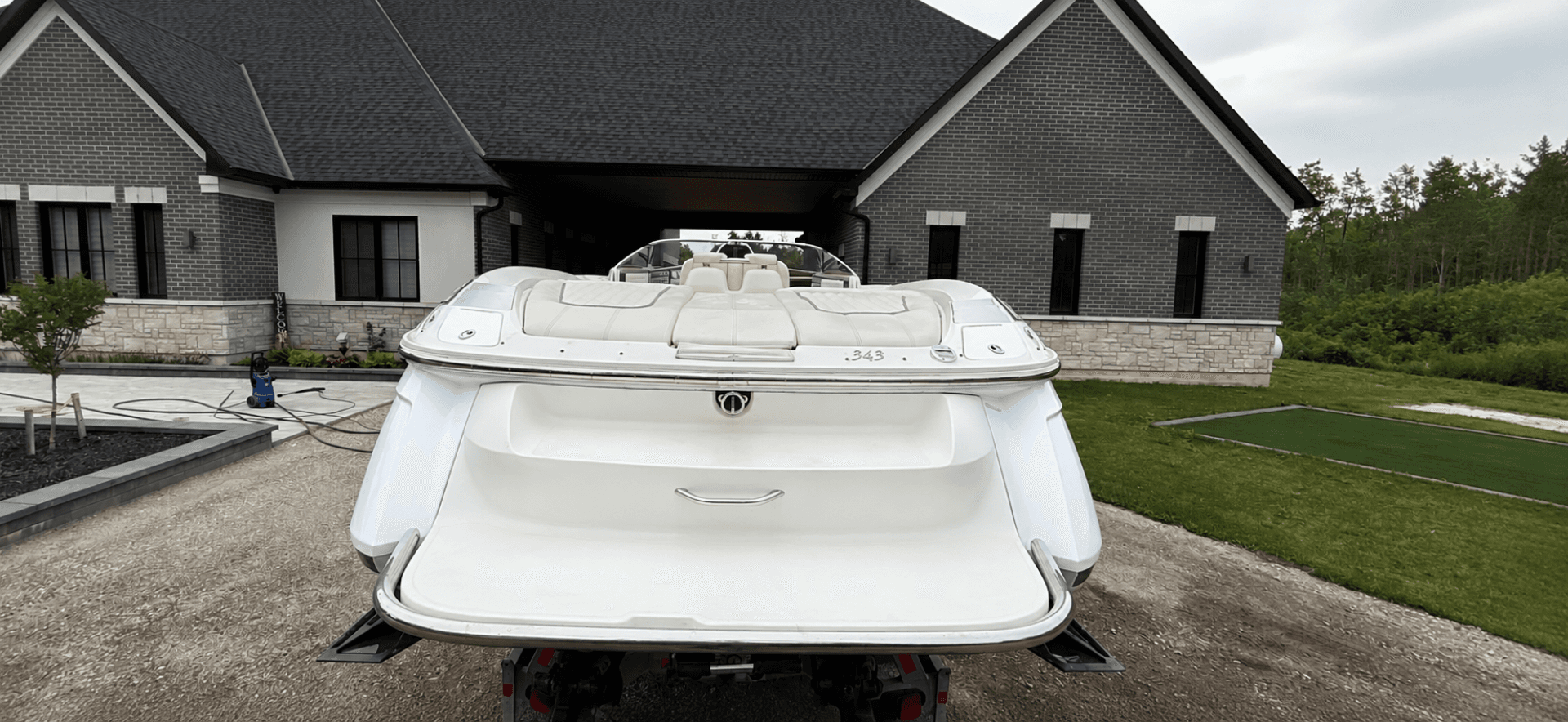 2005 Cobalt 343 34