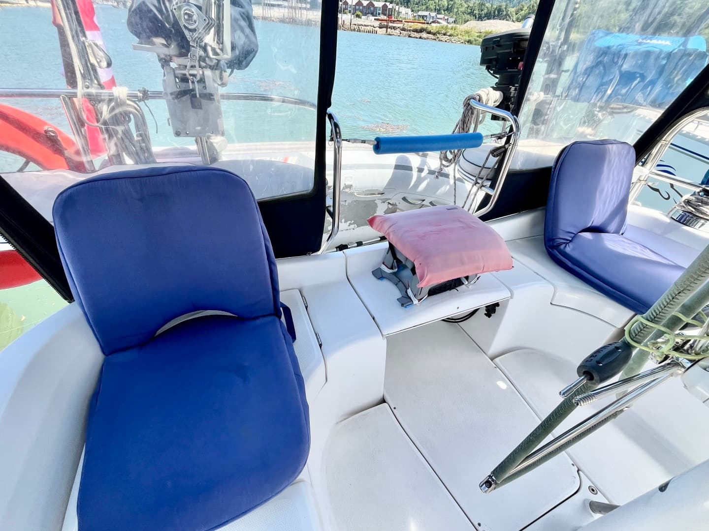 2005 Hunter  41 Aft Cabin