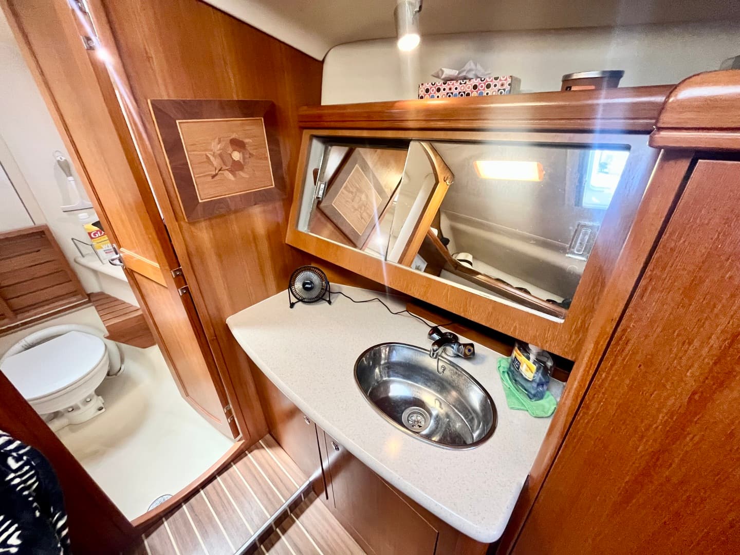 2005 Hunter  41 Aft Cabin