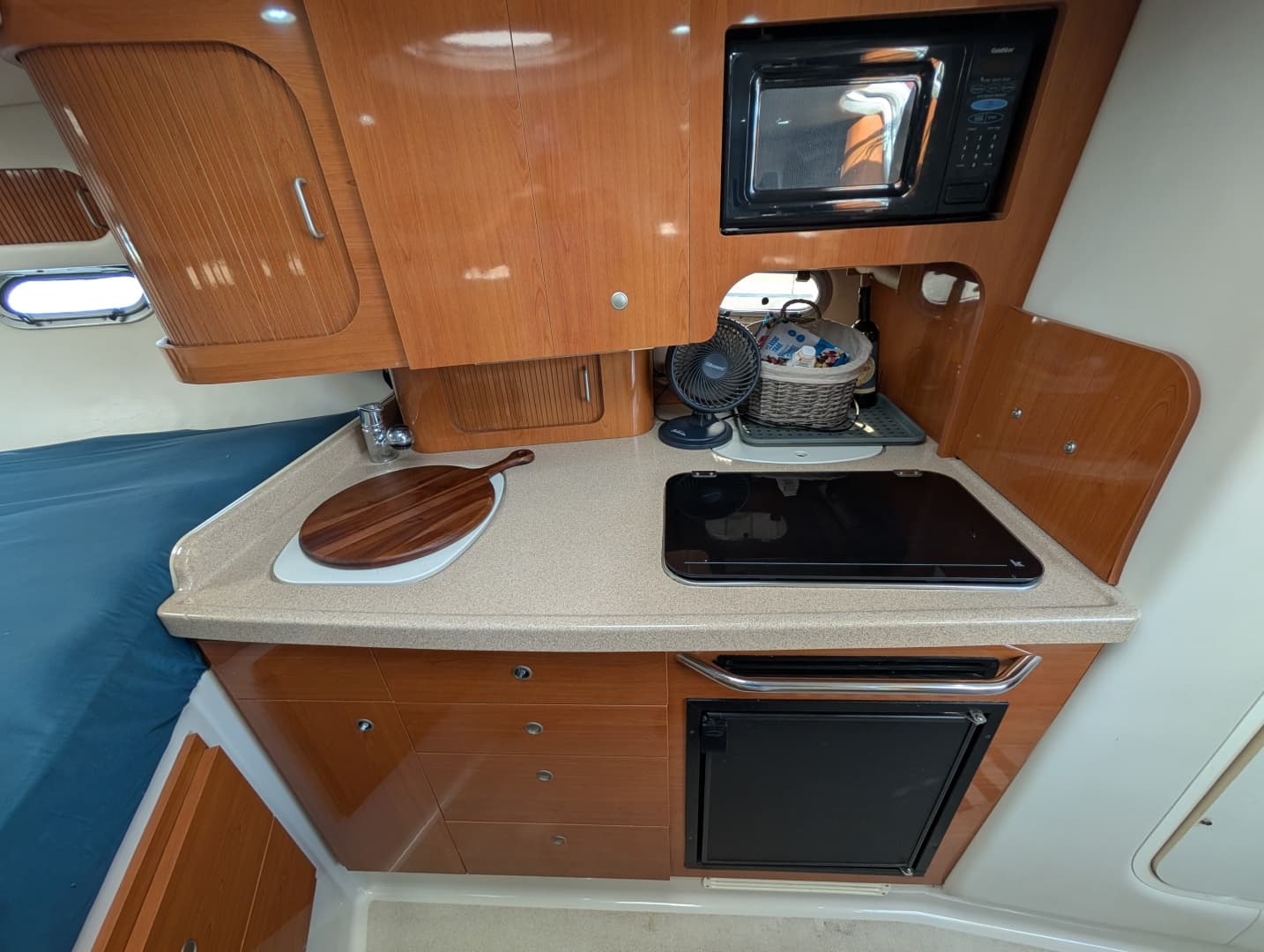 2000 Four Winns 298 Vista 29