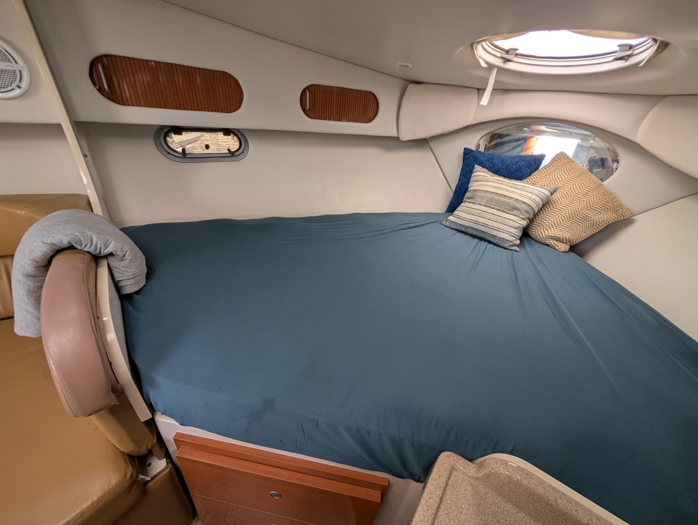 2000 Four Winns 298 Vista 29