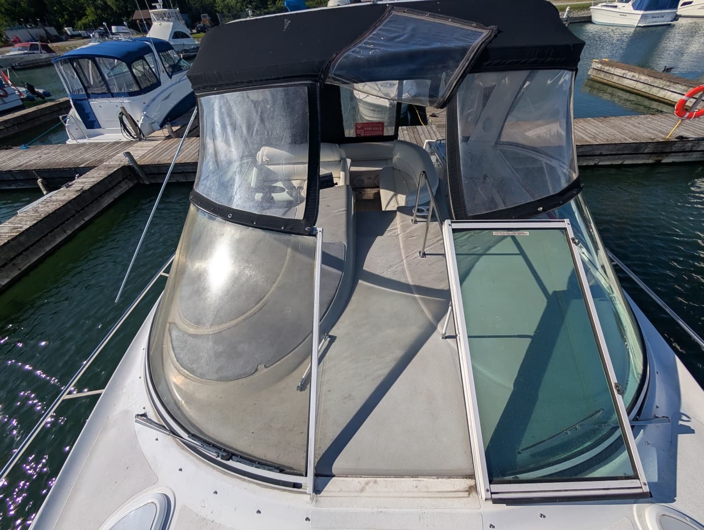 2002 Cruisers Yachts 3672 40