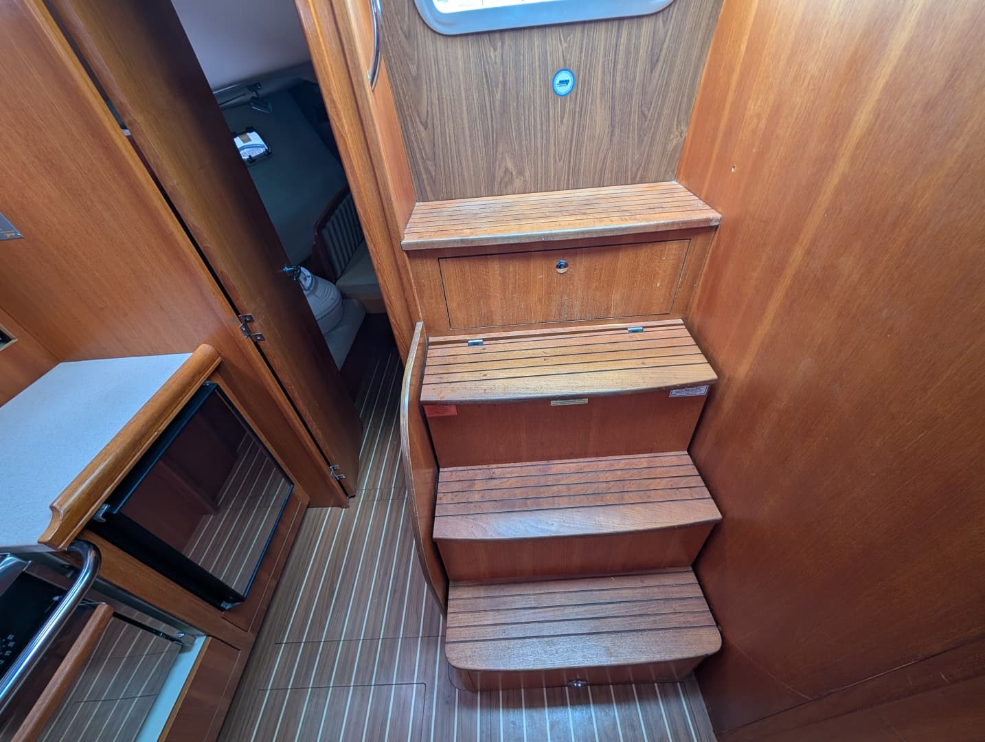 2006 Hunter 38