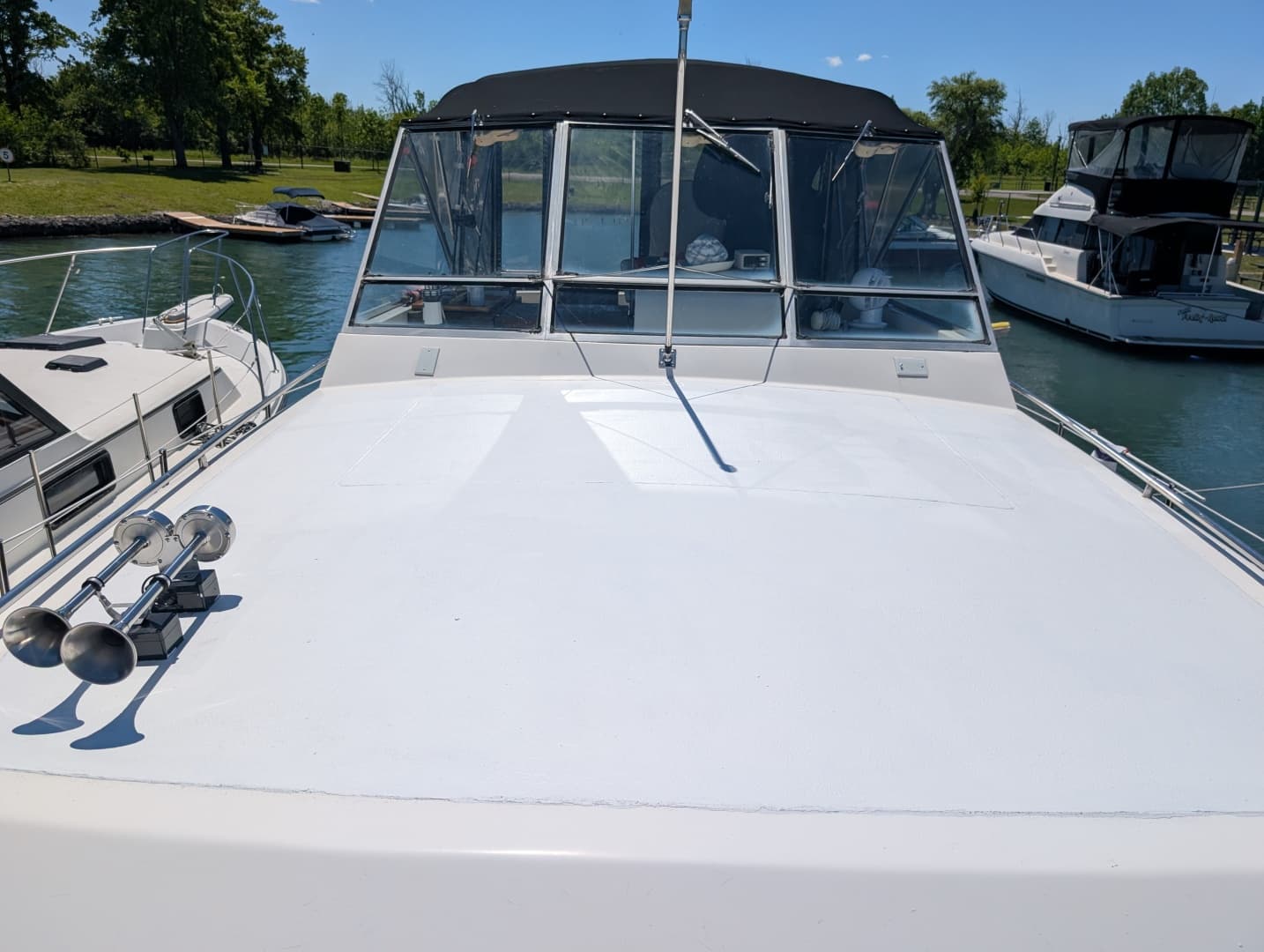 1977 Trojan 36 Tri-Cabin 36