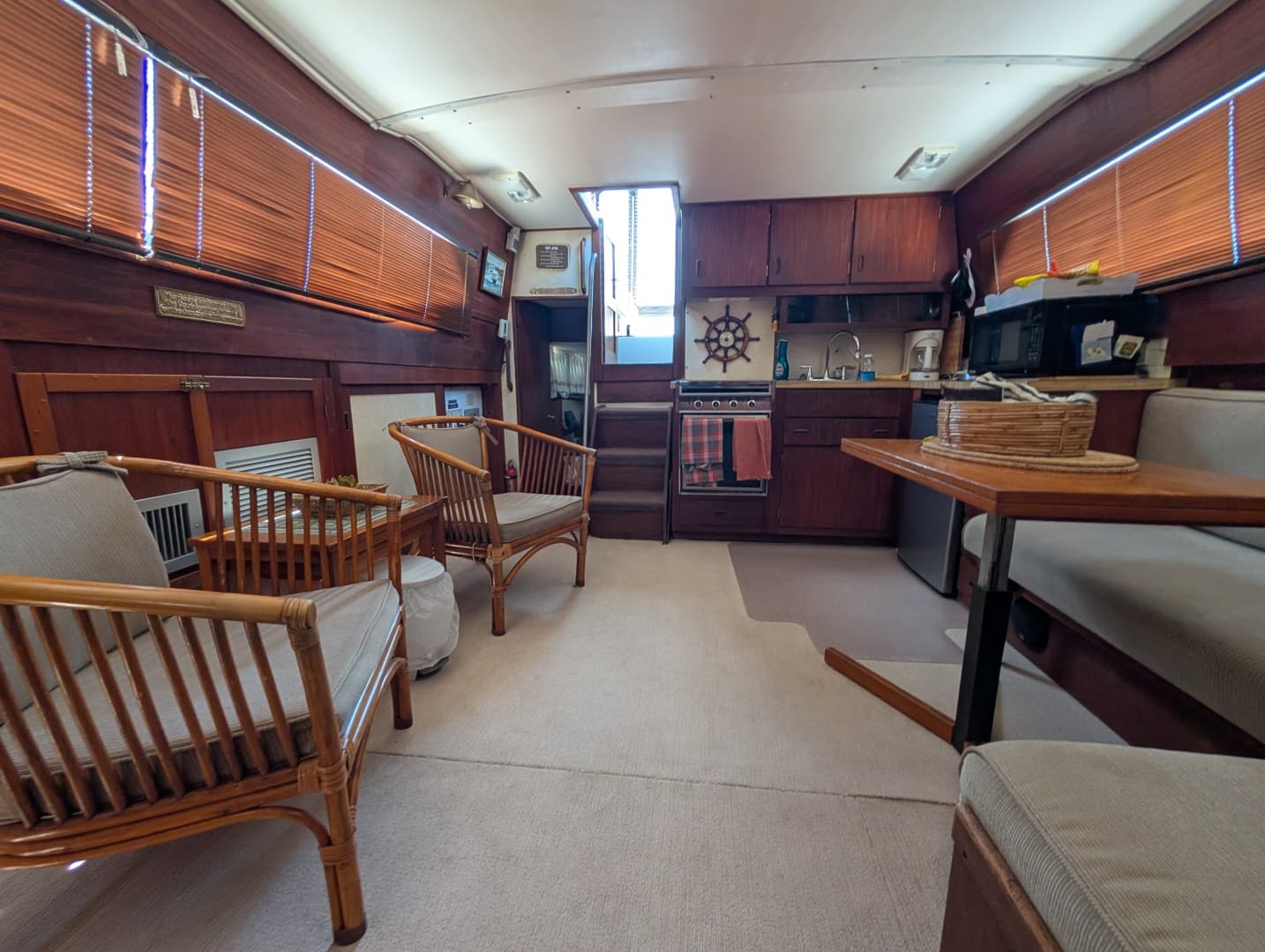 1977 Trojan 36 Tri-Cabin 36