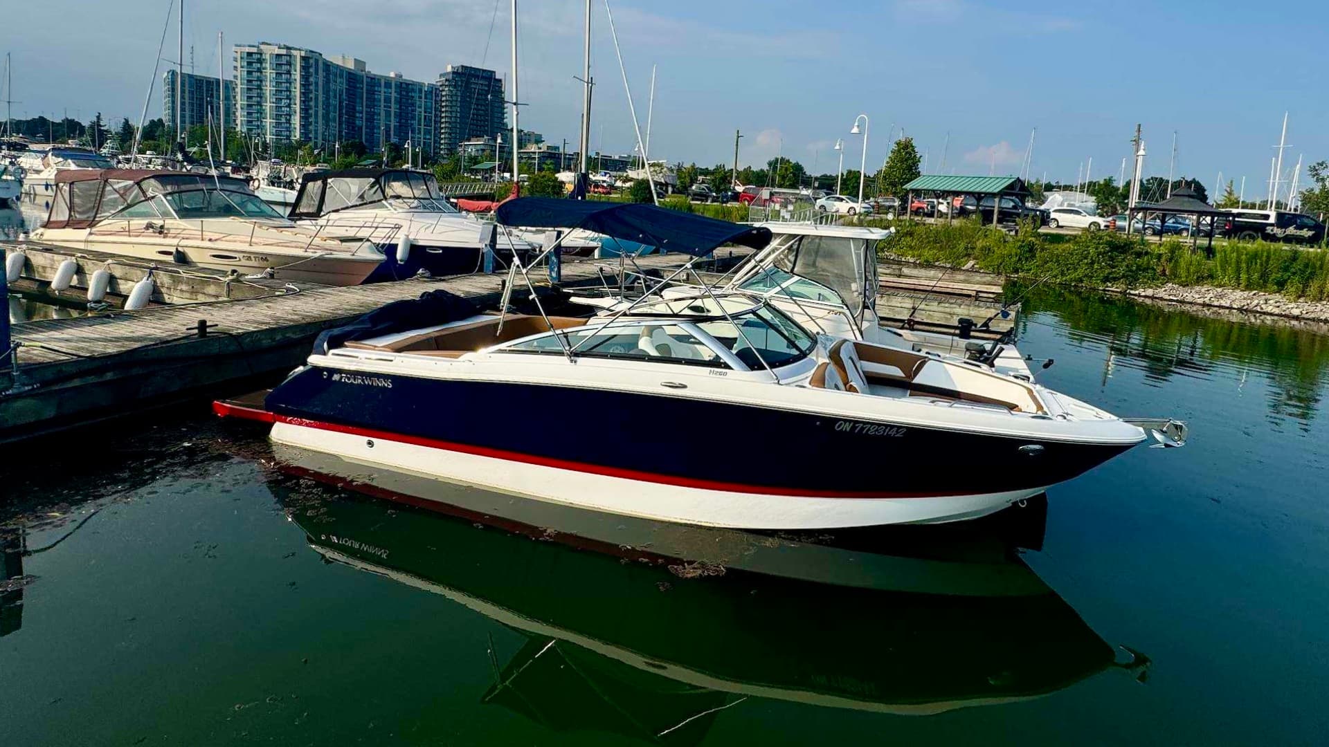 2022 Four Winns H260