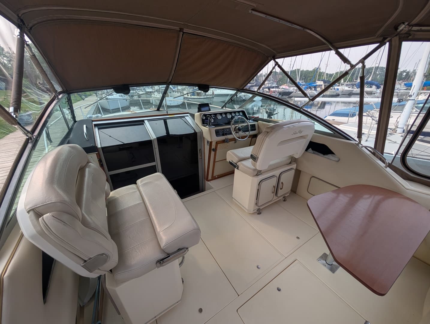1986 Sea Ray 300 Weekender 30