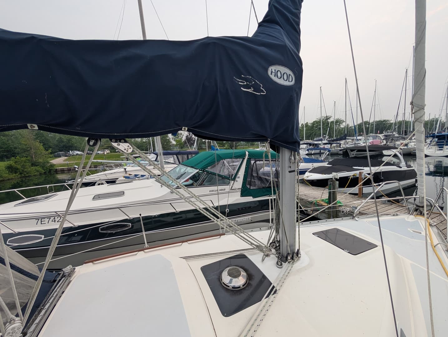 1990 Hunter 28